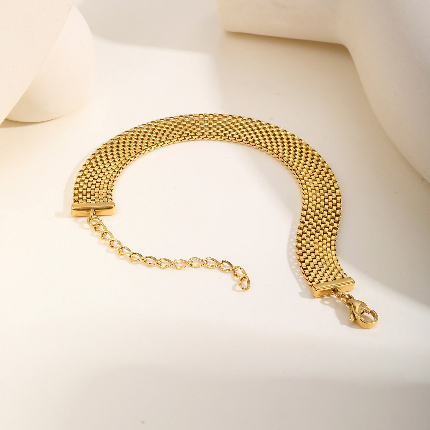 Villioro Gold Mesh Bracelet