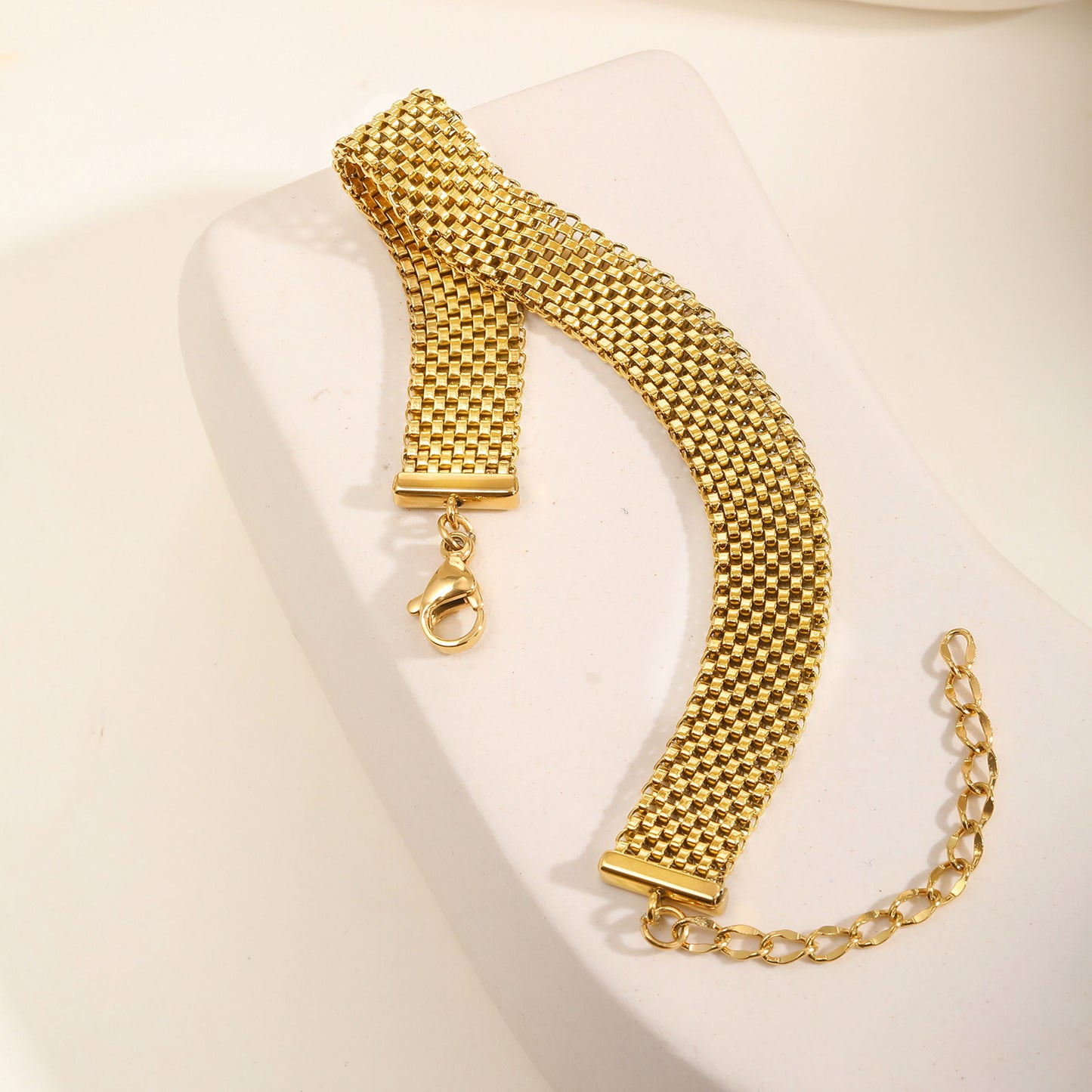 Villioro Gold Mesh Bracelet