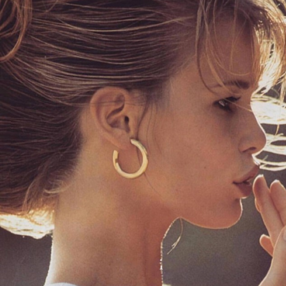 Villioro Classic Gold Hoop Earrings