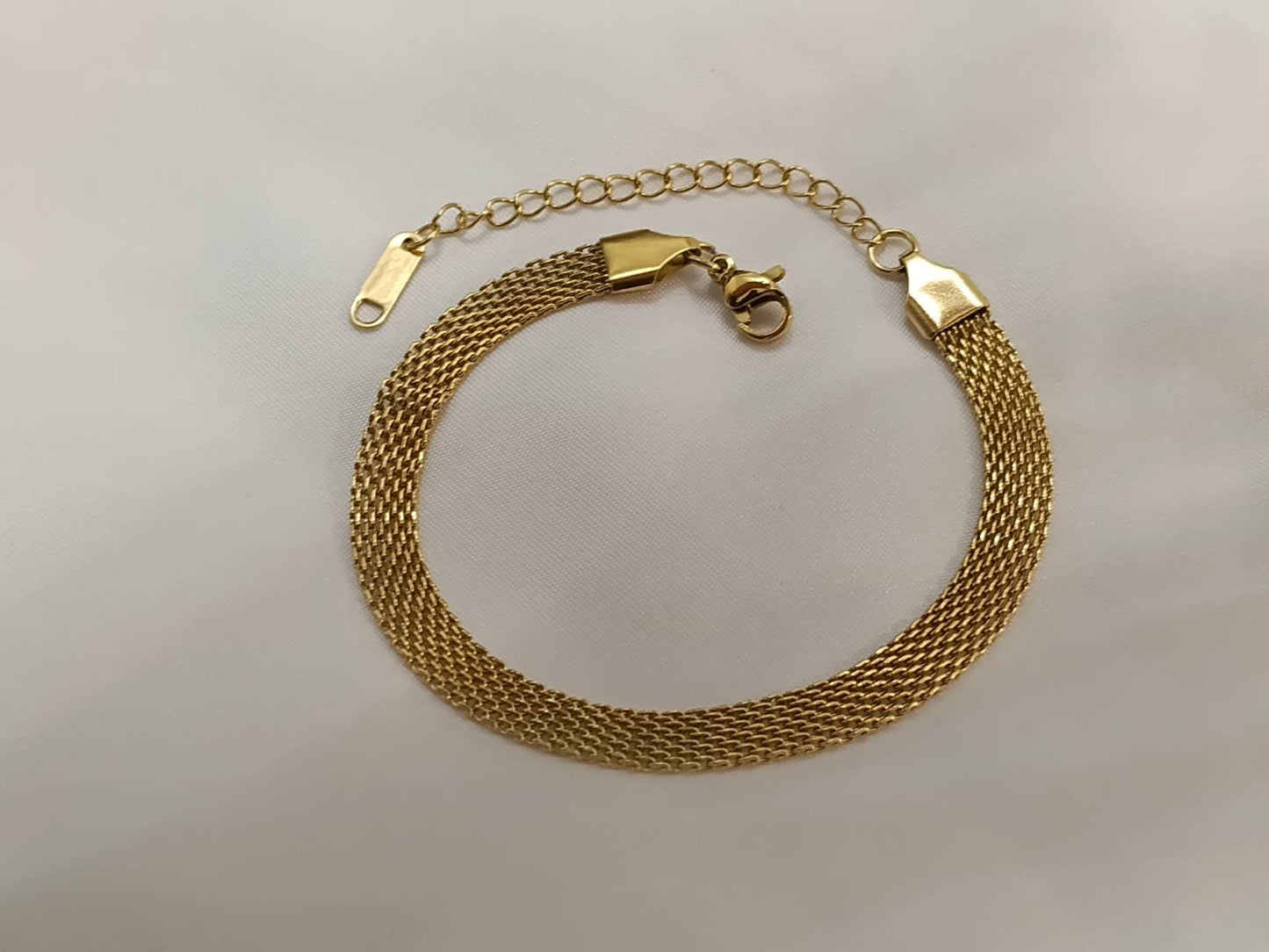 Wide Gold Necklace & Bracelet Set